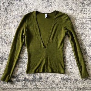 🌵2/$30 Plunging V-Neck Shirt